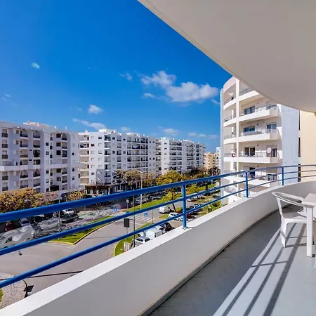 Rei - Quarteira - 3 Min To The 아파트