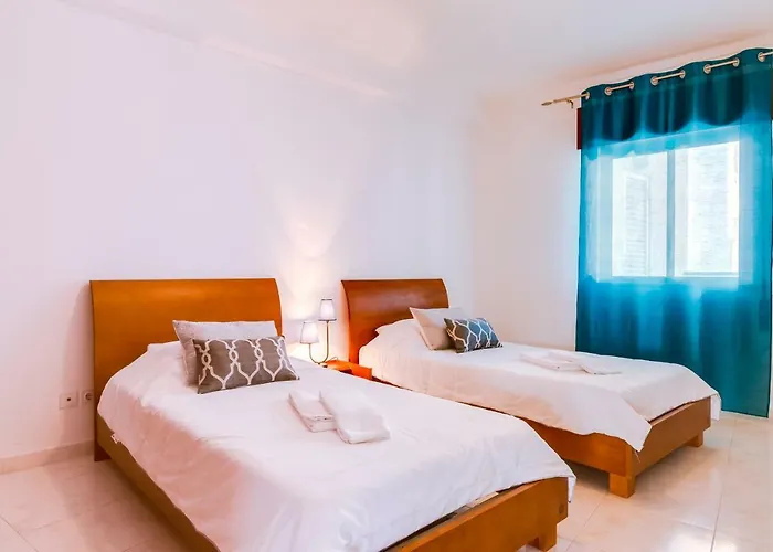 Rei - Quarteira - 3 Min To The * 빌라모라