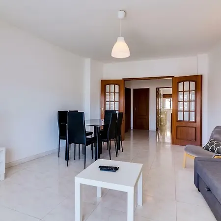 Rei - Quarteira - 3 Min To The Vilamoura