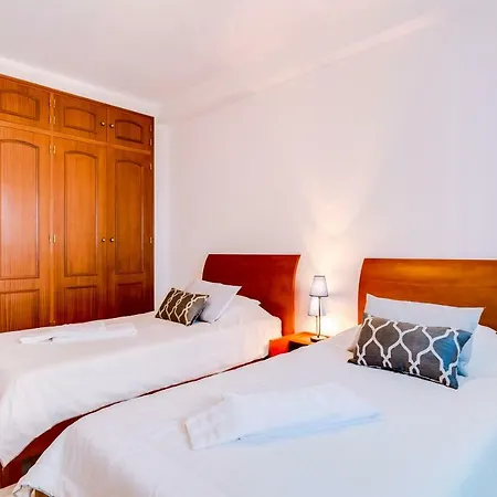 Apartment Rei - Quarteira - 3 Min To The *